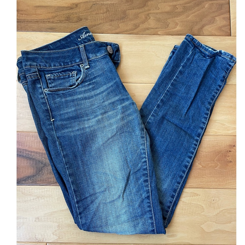 Women’s American Eagle Skinny Jeans